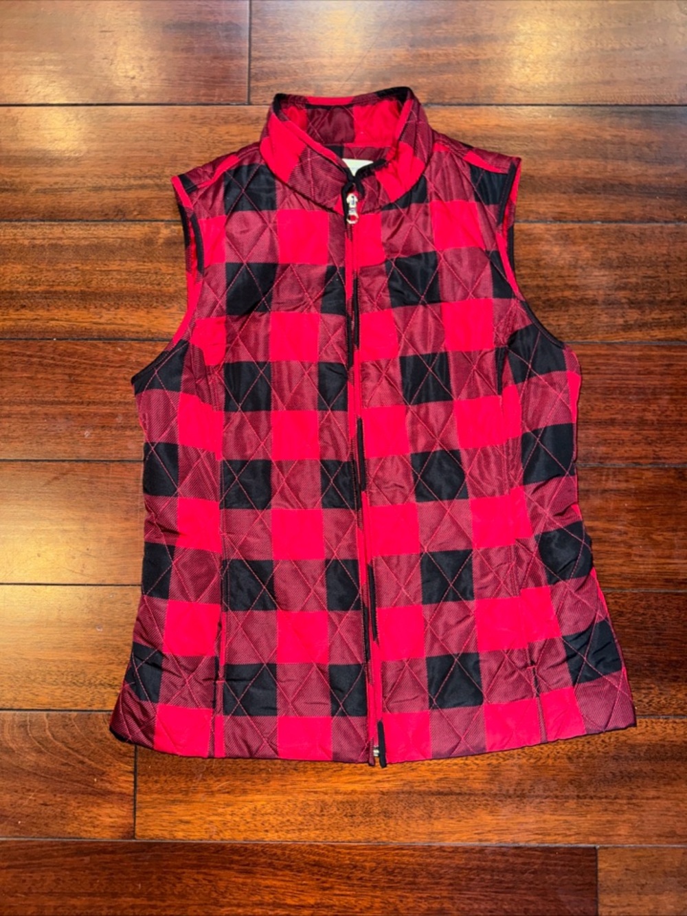 croft & barrow Red and Black Buffalo Plaid Quilted Vest Small